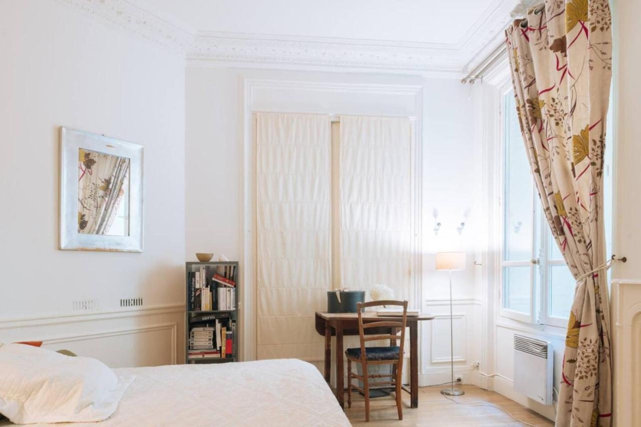 Luxurious 4 Bedroom Next To The Eiffel Tower